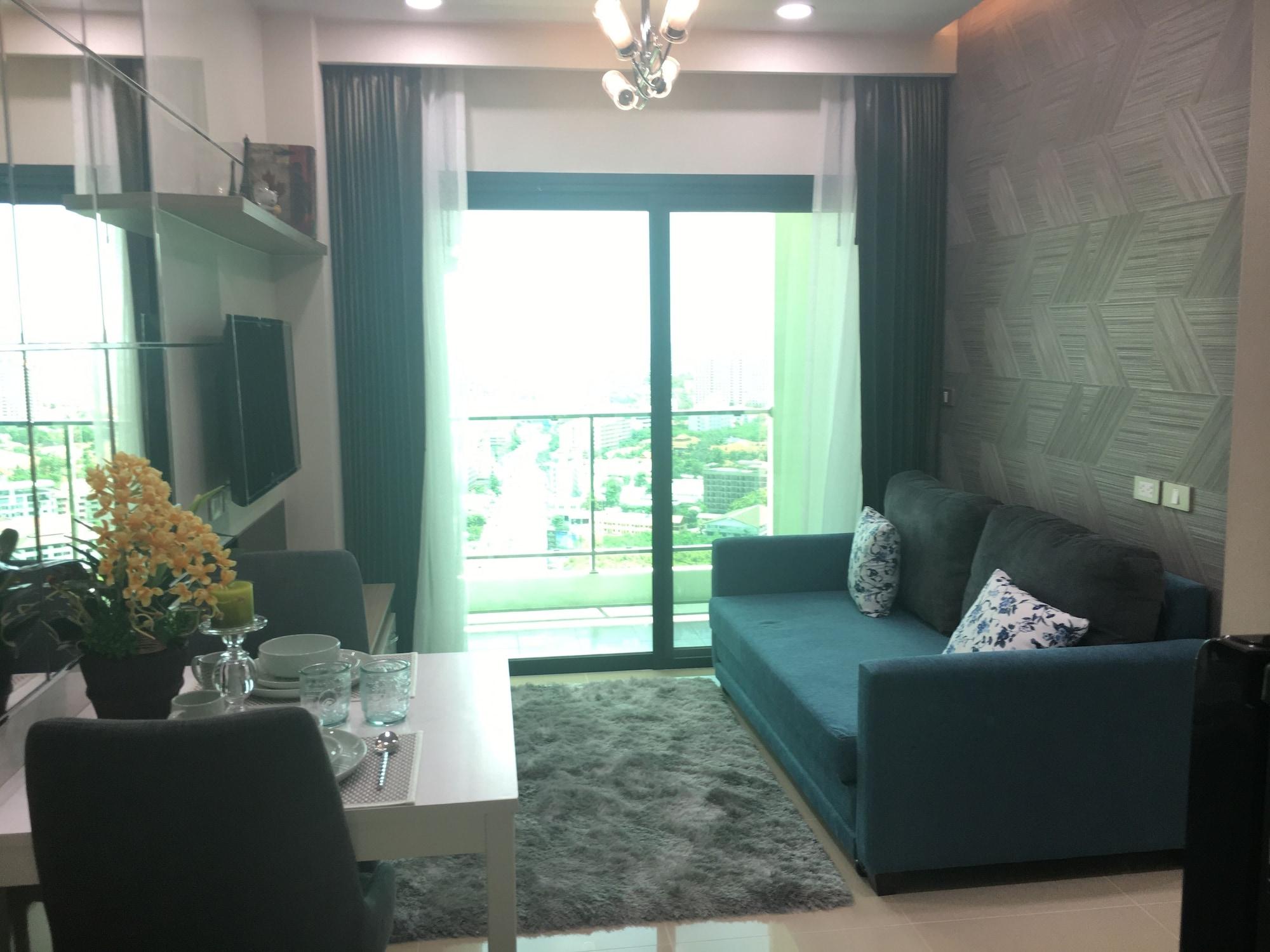 Dusit Grand Condo View Pattaya Exteriör bild