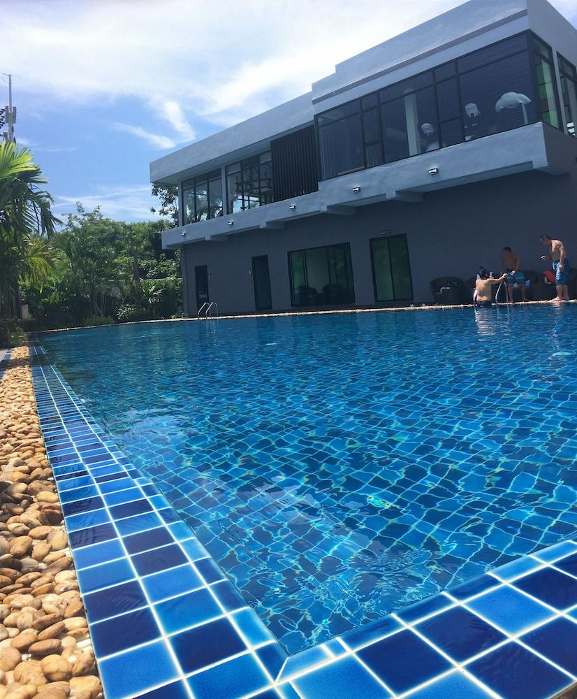 Dusit Grand Condo View Pattaya Exteriör bild